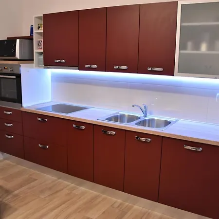 Diana * Новиград