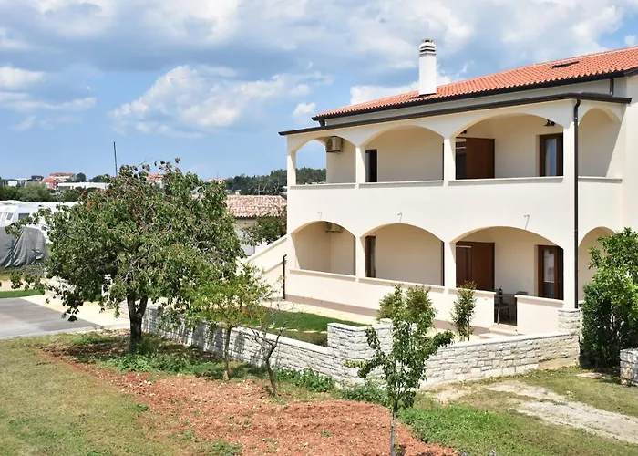 Diana Novigrad Istria