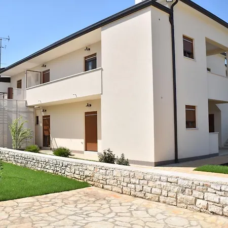 Diana Apartamento *